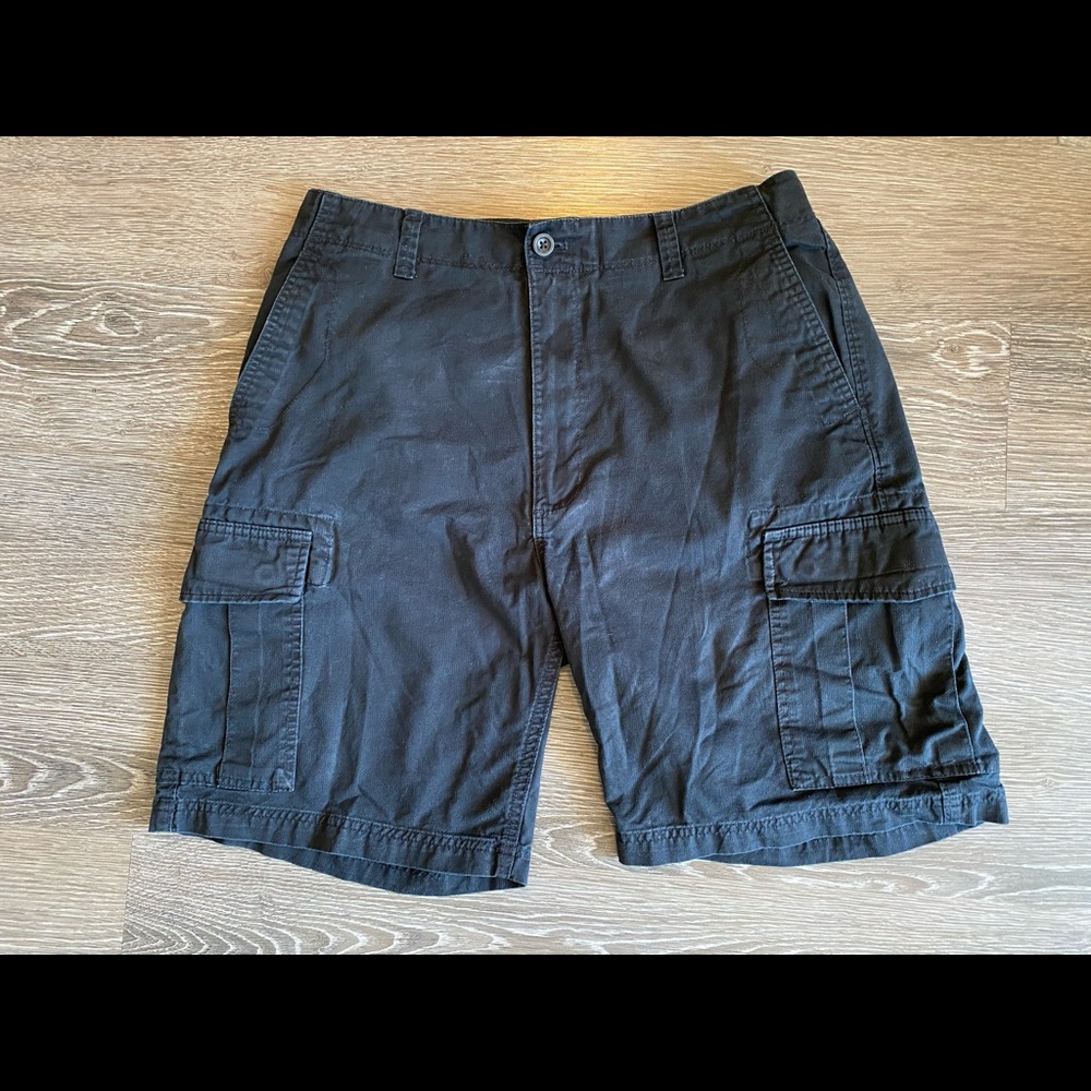 Chaps cargo black/grey distressed shorts